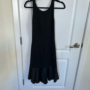 Elegant Black Sleeveless Dress